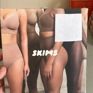 Skims Core Control Thong